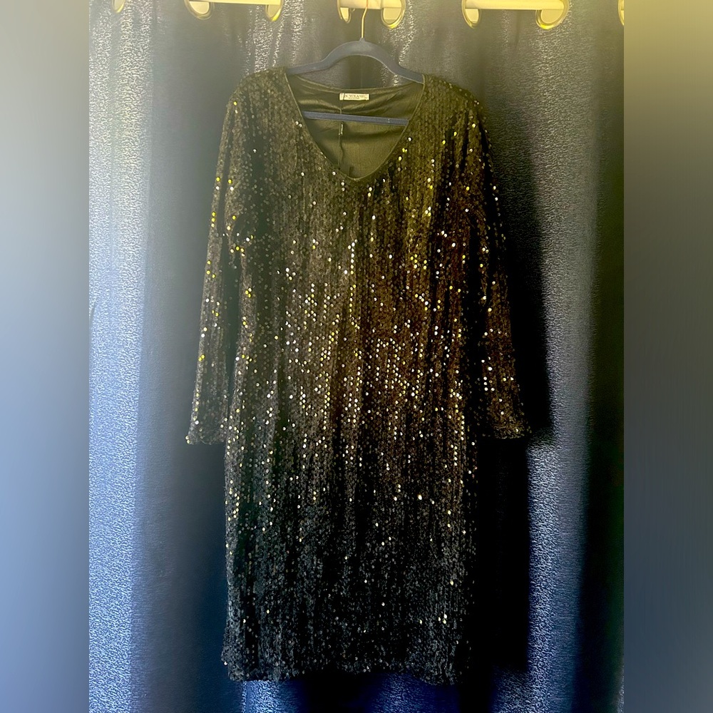 16W | Midi | Black Sequin Dress